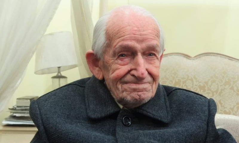 ایچیسن کالج کا پہچان..میجر جیفری لینگ لینڈزبھی چل بسے