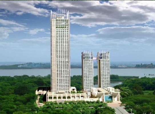 متنازغہ گرینڈحیات ہوٹل فلیٹس کی خریداروں‌ میں عمران خان اور ناصرالملک بھی شامل