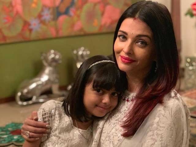 کورونا وائرس کا شکار ایشوریا رائے سانس لینے میں دشواری پر بیٹی سمیت اسپتال منتقل