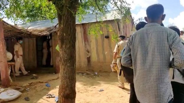 آٹھ سال سے انڈیا میں مقیم پاکستانی خاندان کے 11 افراد ہلاک
