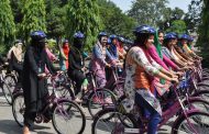 مذھبی جماعتوں کی مخالفت/خواتین سائیکل ریلی ملتوی
